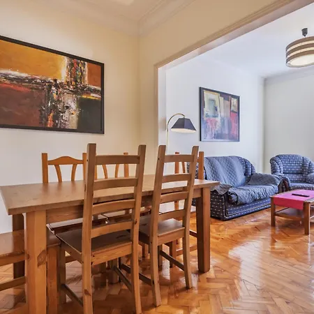 Joao Azevedo Coutinho *