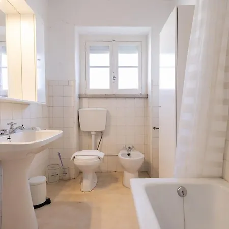 Joao Azevedo Coutinho Apartman *